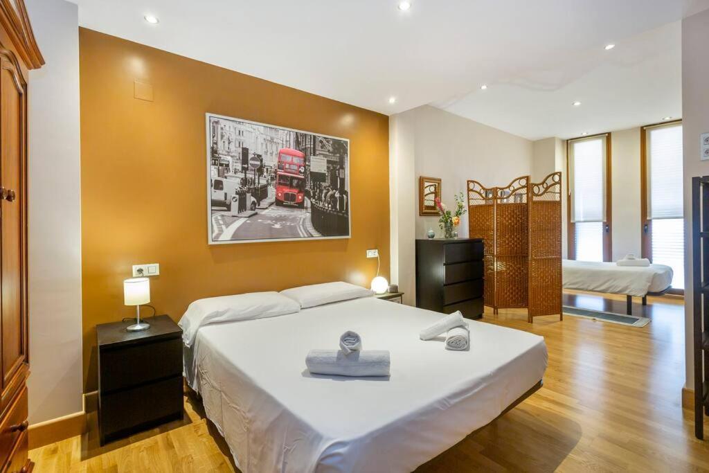 Marieta Apartment By The Castle With Ac Alicante Buitenkant foto